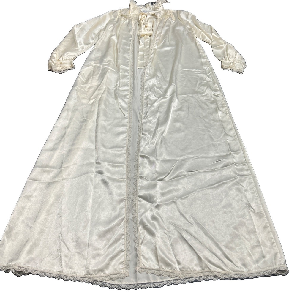 Vintage Barbizon Robe M Ivory Satin Maxi Lace Trim Long Sleeve Romantic Elegant